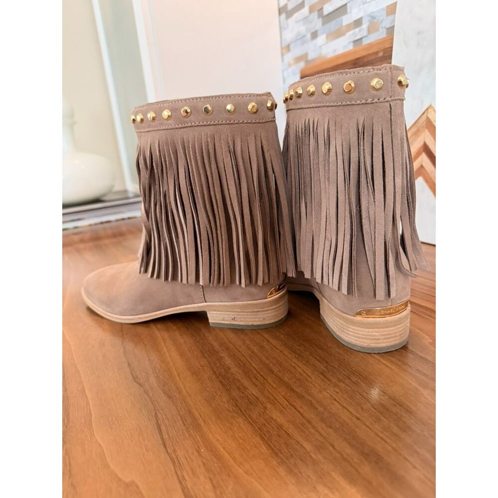 Michael Kors Women's Suede Fringe Ankle Boots Taupe Studded Boho Western - Picture 5 of 8